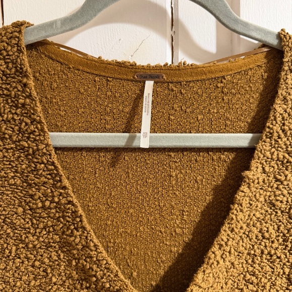 Free People V-Neck Cropped Sweater - Mustard - Picture 2 of 4